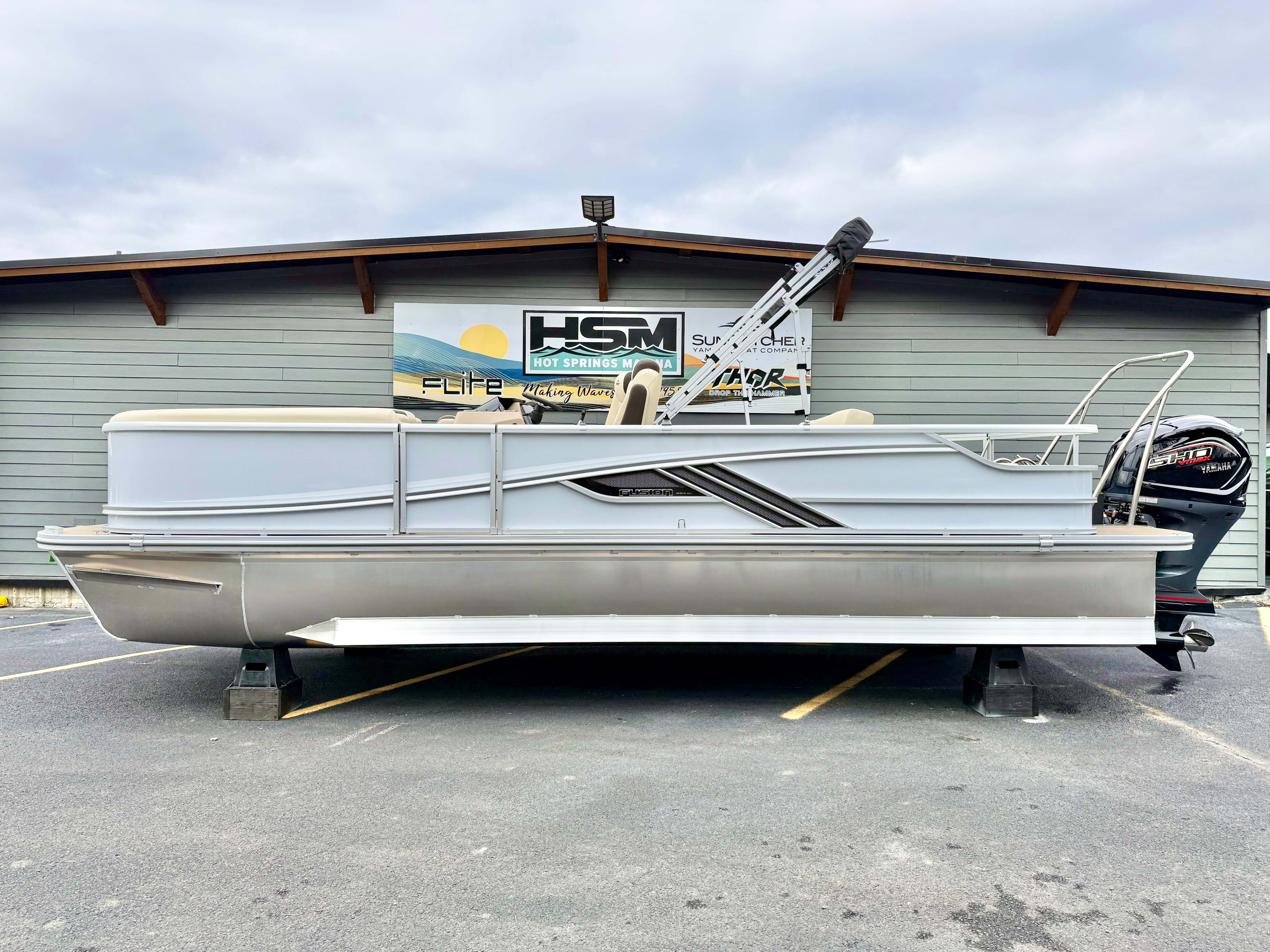 SunCatcher Pontoon Boats in Tyler, TX - Hot Springs Marina